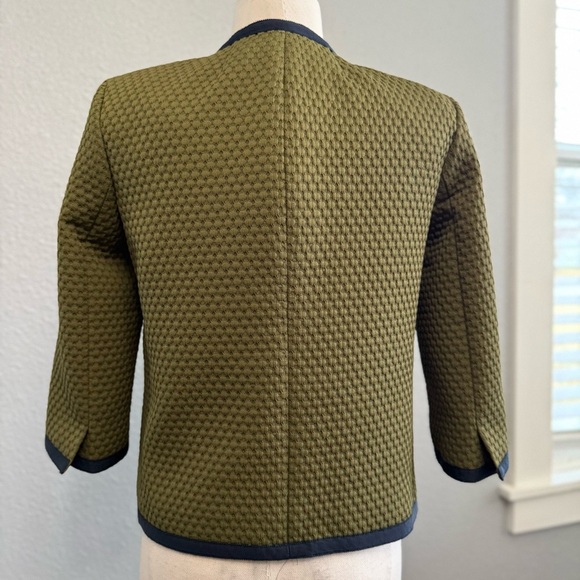 J.Crew 3/4‎ Sleeve Jacket in Matelasse Size 0 EUC - Picture 2 of 5